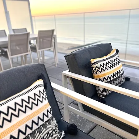 Seascape Penthouse Daire *