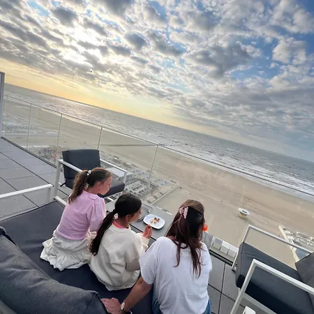 Seascape Penthouse Апартаменты *